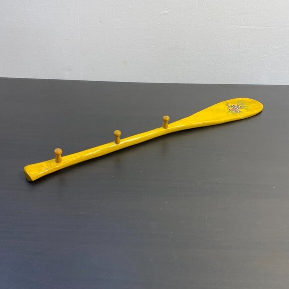 spoon design hanger 17.5" W/ 3 pegs, pine tree, wall mounted yellow home accesso - Picture 2 of 10